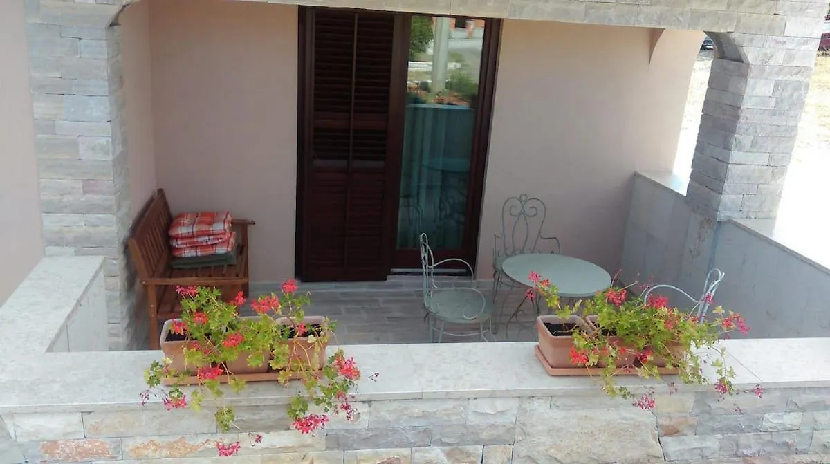 Holiday home Holiday House Eleonora Barban