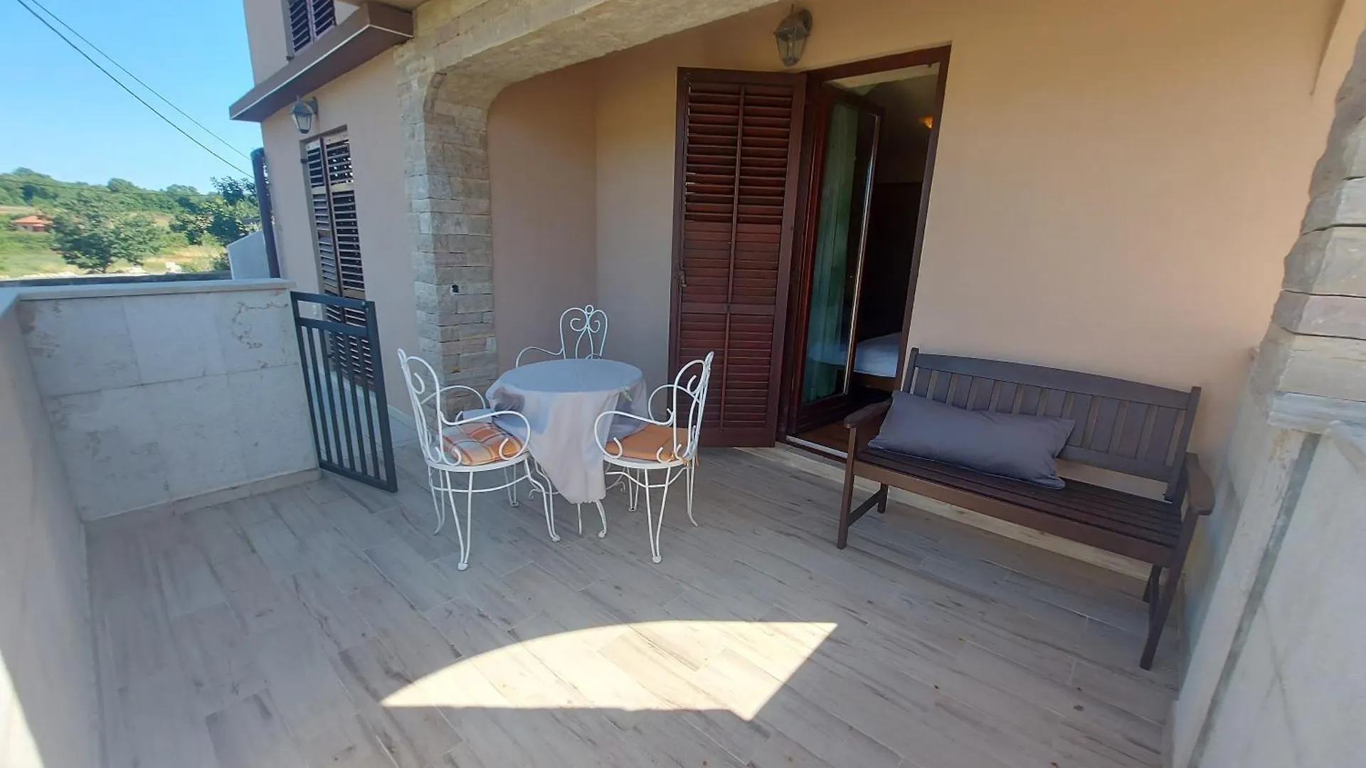 Holiday home Holiday House Eleonora Barban